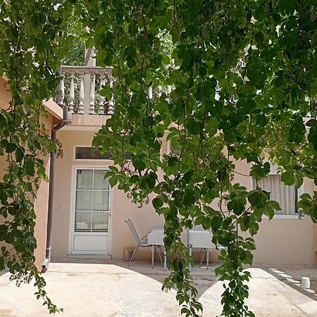 Apartments Zenit Kotor Exterior photo
